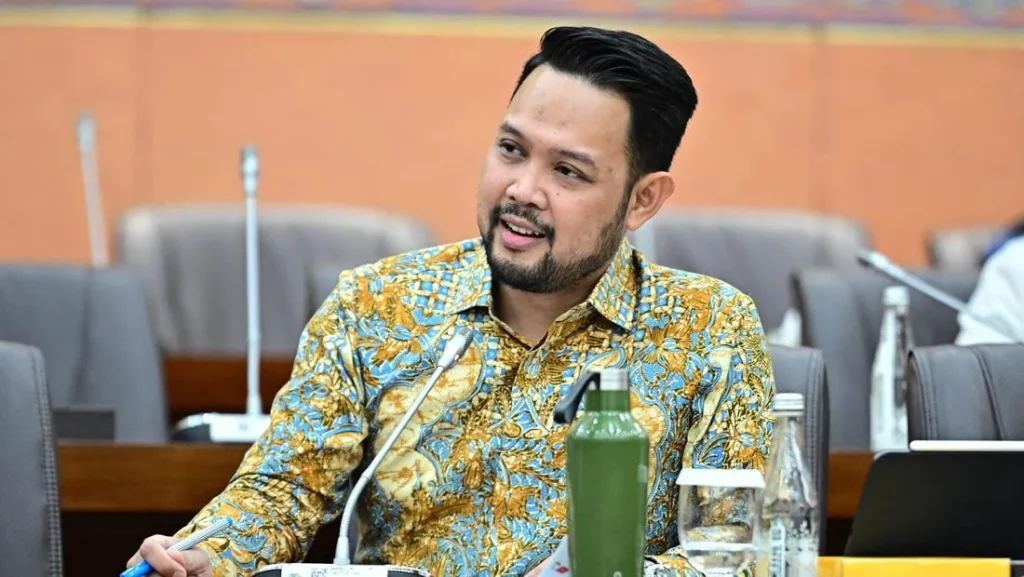 Tarif Penerbangan Domestik Meroket Pkb Soroti Urgensi Batasan Waktu Dan Transparansi Kebijakan
